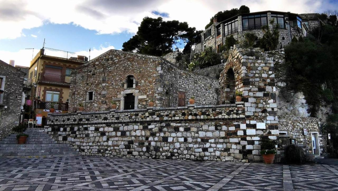 Patry' House Apartment Giardini Naxos Bagian luar foto