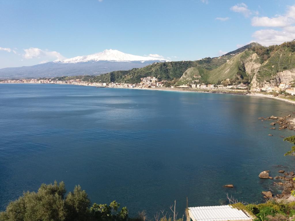 Patry' House Apartment Giardini Naxos Bagian luar foto